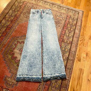 Alice and Olivia Flare Double Hem Jeans Size 27